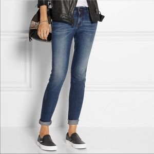 5⭐️Steve Madden black perforated city slip on